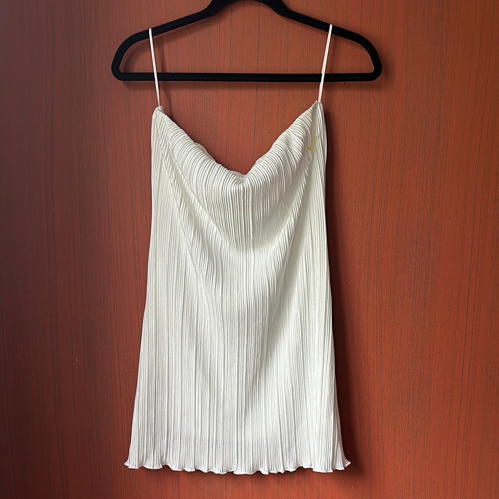 Urban Outfitters Elegant strapless pearl White Pleated Dress M